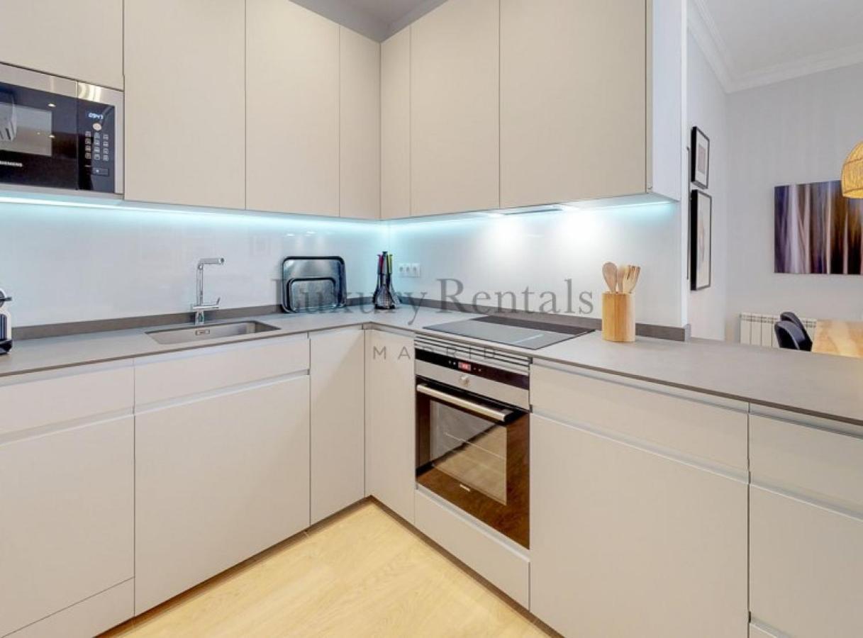 Apartamento Para 4 Barrio La Latina IV Apartment Madrid Bagian luar foto